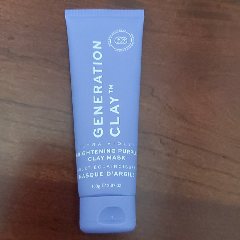 Generation skin brightening purple clay mask